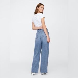 GAP | Baggy Mid-Rise Blue Wide-Leg Distressed Jeans | Size 26/2P